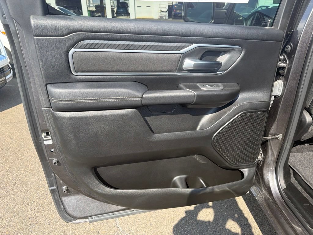 Used 2025 RAM 1500 Big Horn AWD/4WD image 12