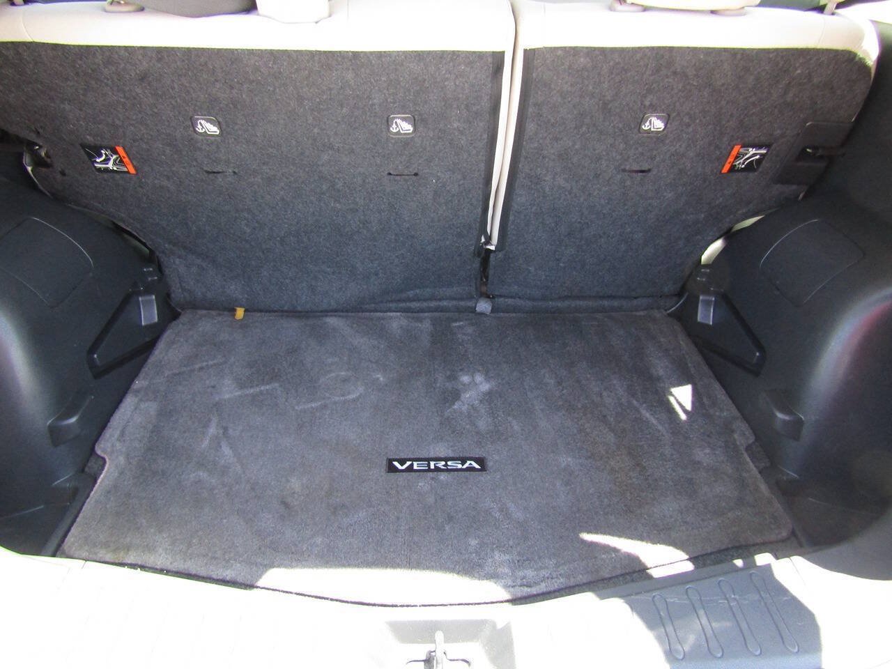 Used 2014 Nissan Versa Note SV w/ SL Package FWD image 20