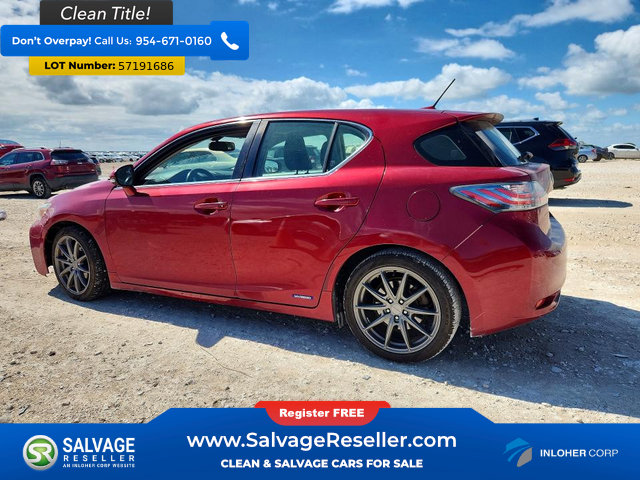 Used 2013 Lexus CT 200h w/ Premium Pkg w/Navigation FWD image 3