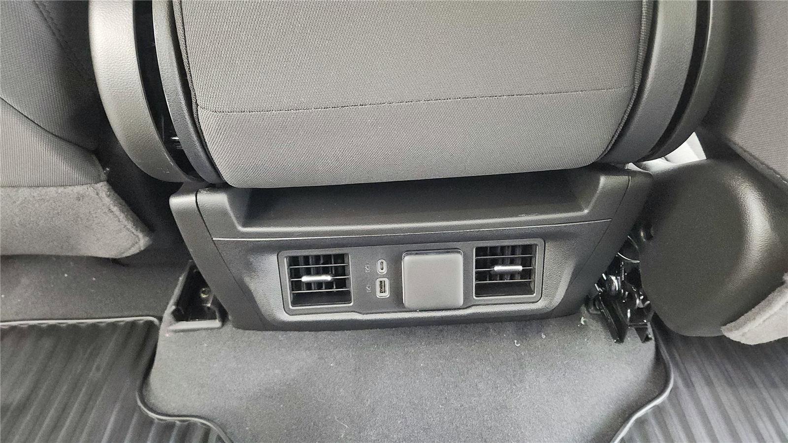 Used 2025 GMC Sierra 1500 SLE image 23