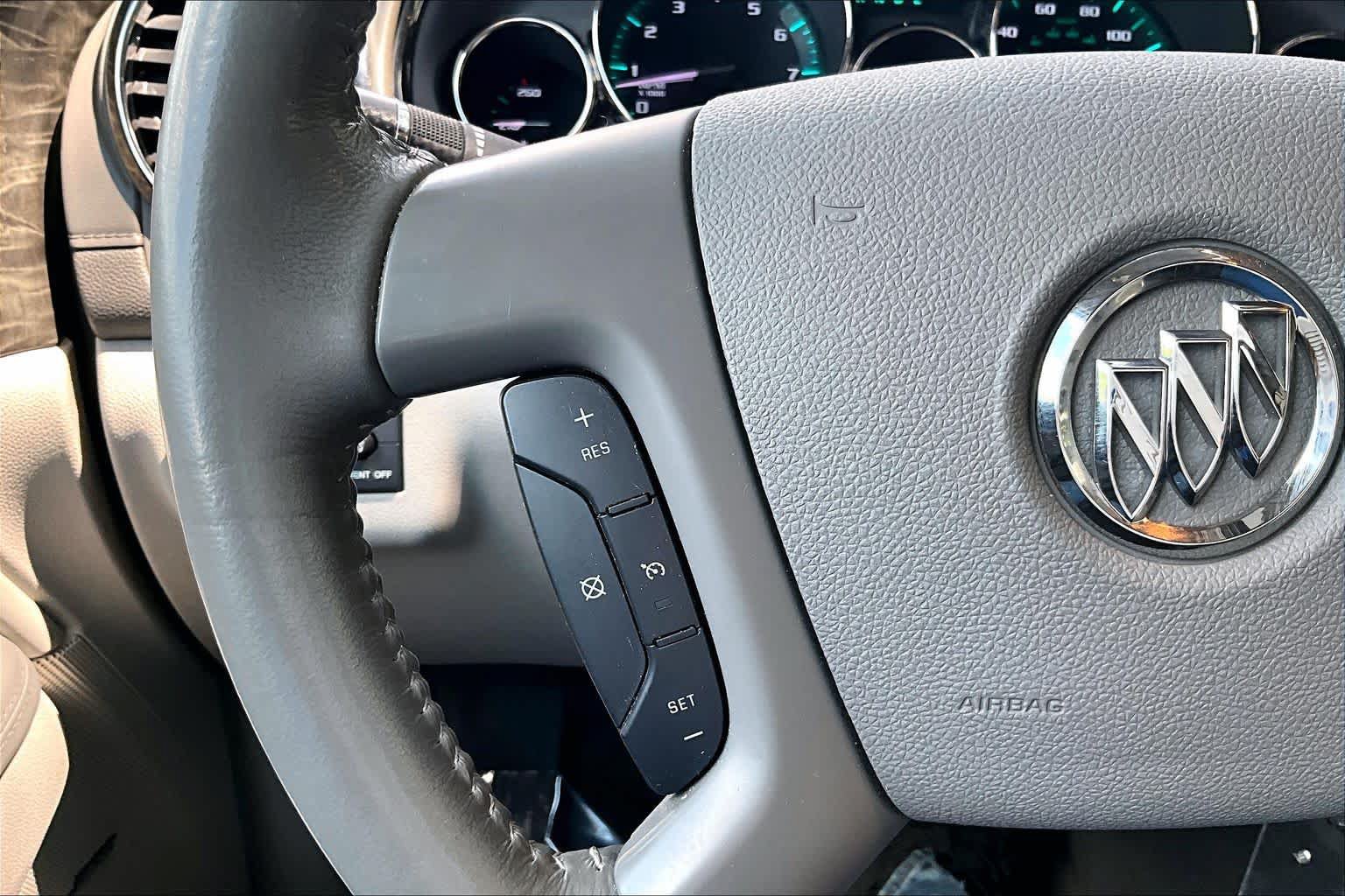 Used 2014 Buick Enclave Premium w/ Trailering Provision Package FWD image 24