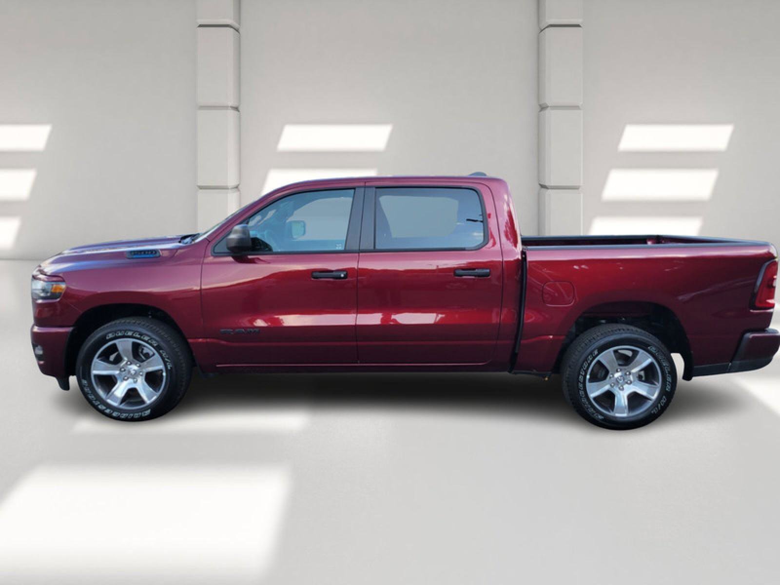 Used 2025 RAM 1500 Tradesman image 4