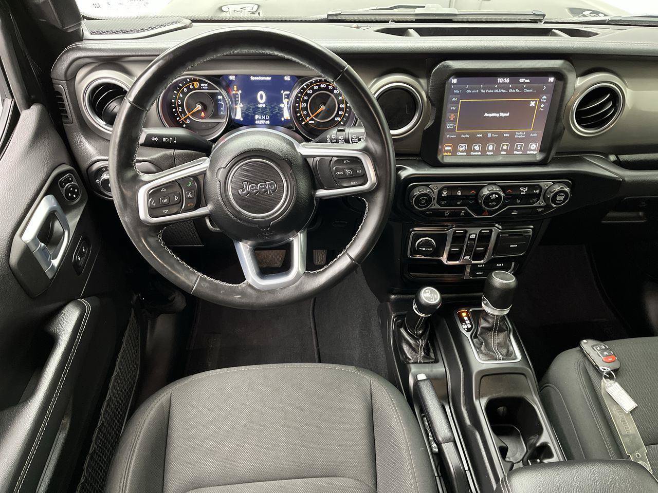 Used 2022 Jeep Wrangler Unlimited Sahara w/ Cold Weather Group AWD/4WD image 13