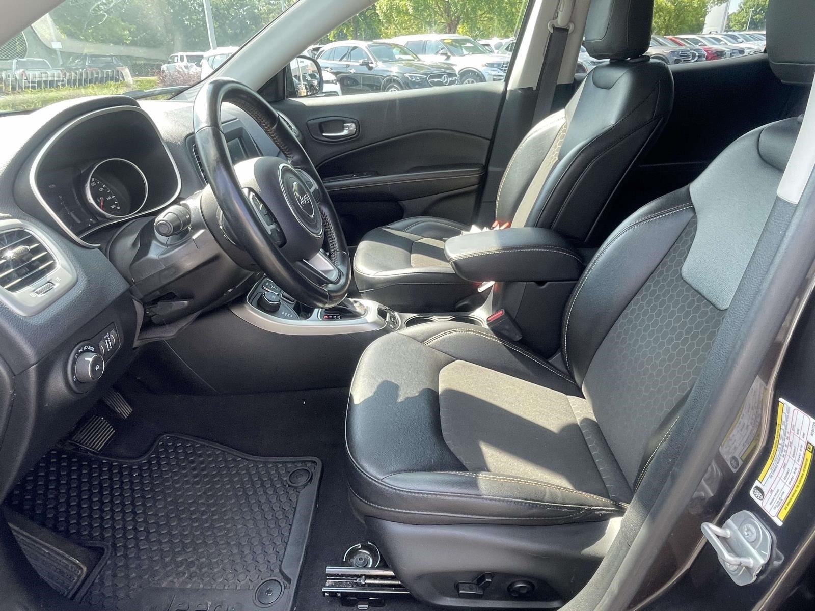Used 2021 Jeep Compass Latitude w/ Convenience Group AWD/4WD image 14