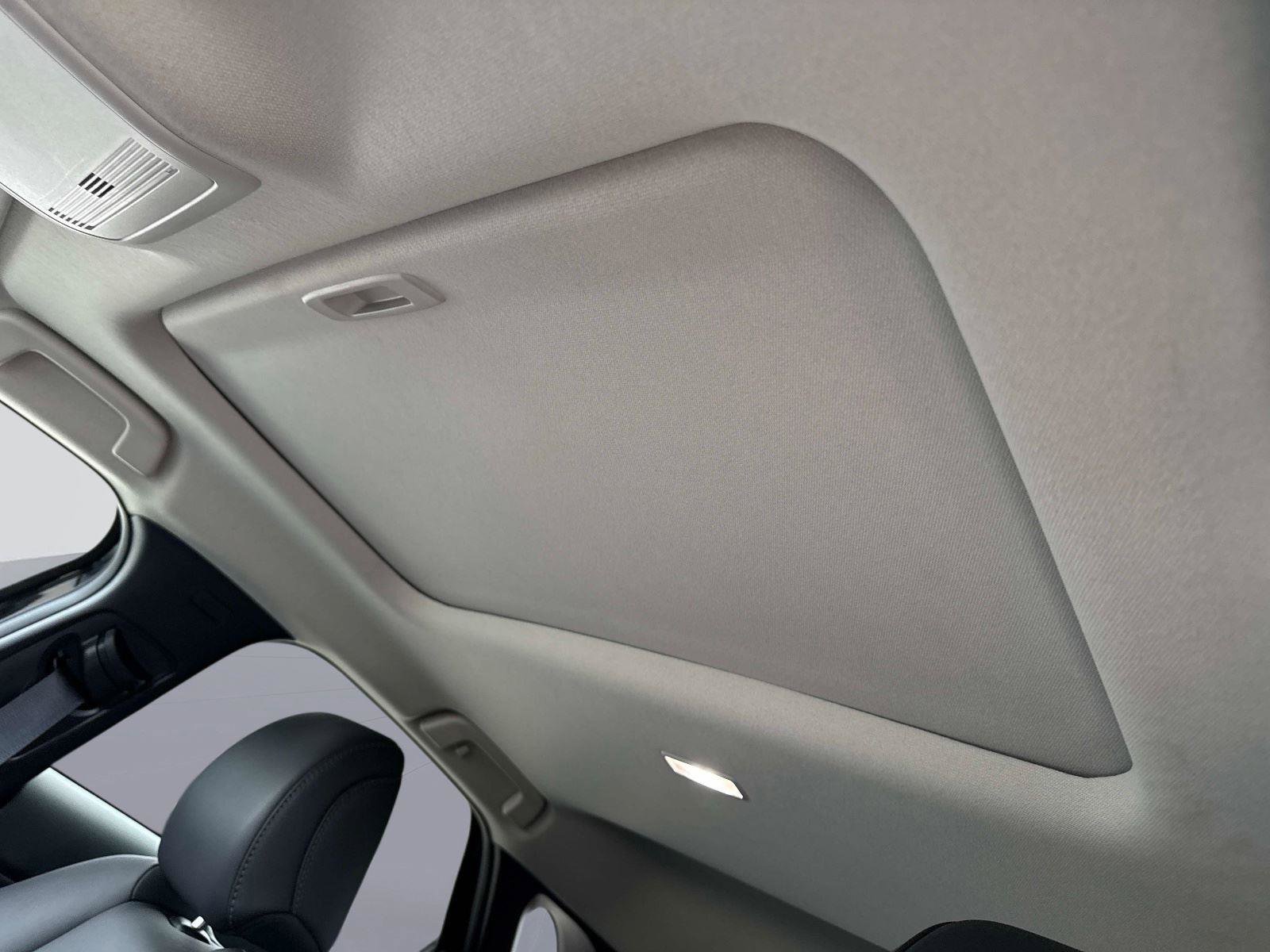 Certified 2025 MAZDA CX-30 AWD 2.5 S w/ Preferred Package image 32