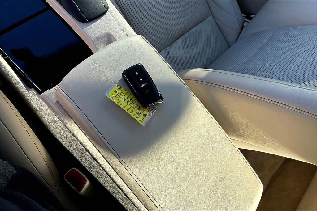 Used 2013 Lexus ES 350 image 34