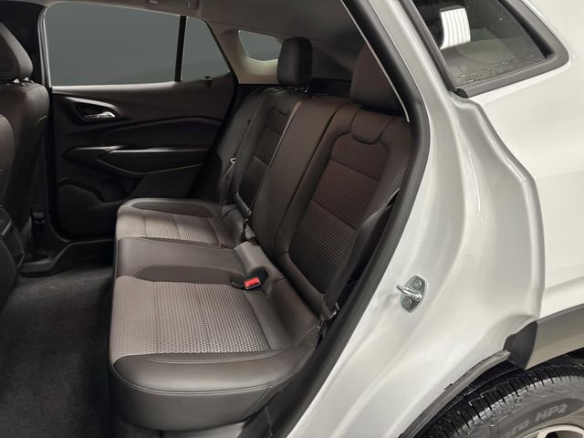 Used 2024 Chevrolet Trax LT w/ Driver Confidence Package image 28
