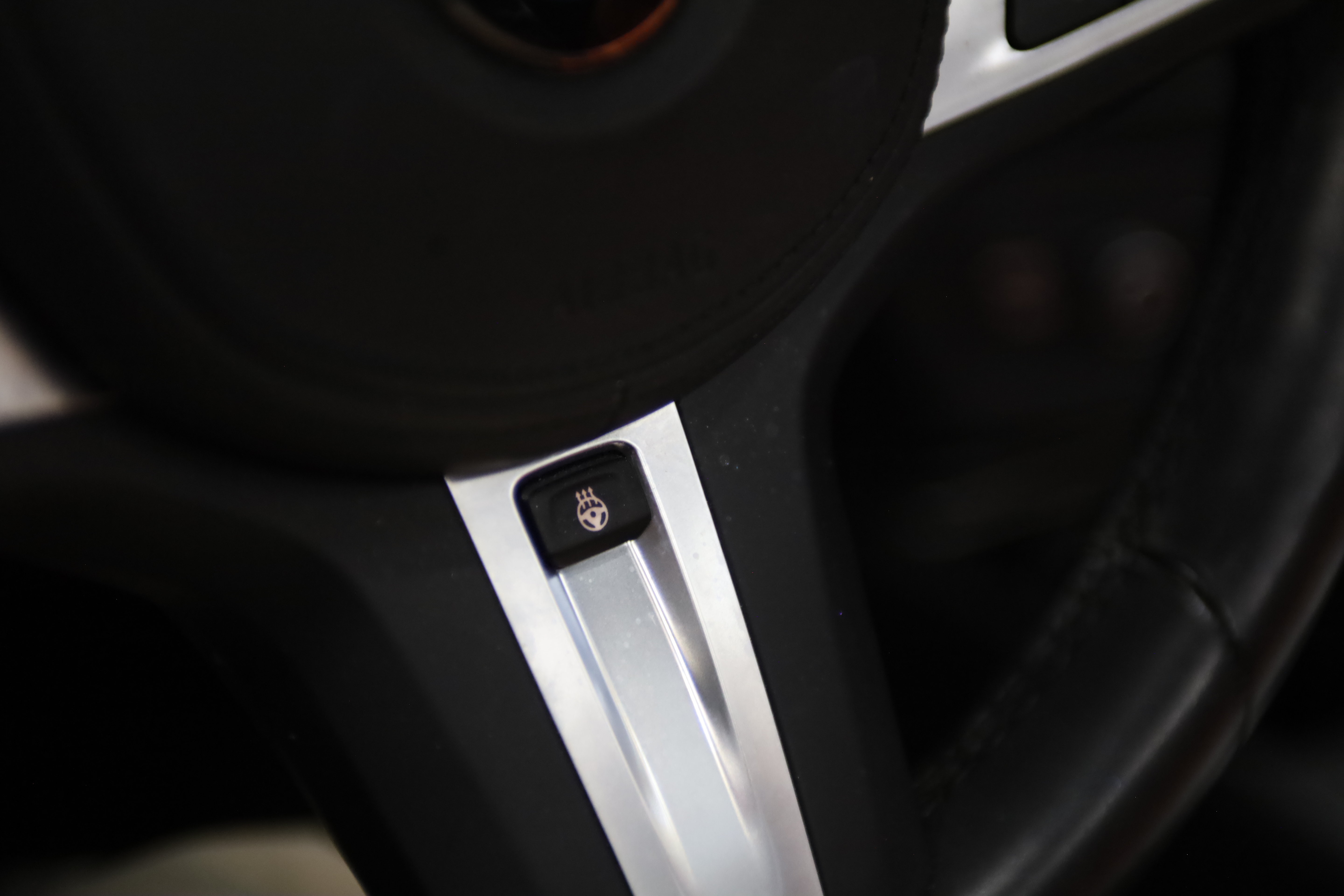 Used 2024 BMW Z4 M40i w/ Premium Package RWD image 27