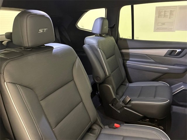 Certified 2025 Buick Enclave Sport Touring image 16