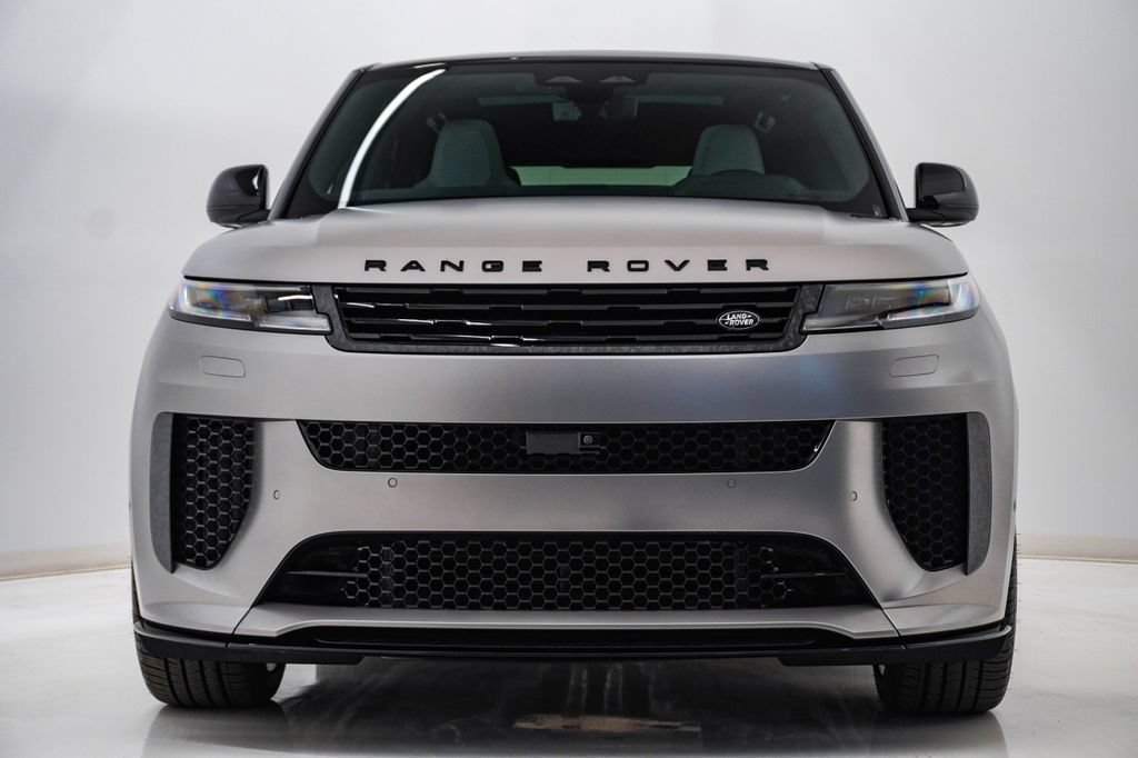 Used 2026 Land Rover Range Rover Sport SV AWD/4WD image 6