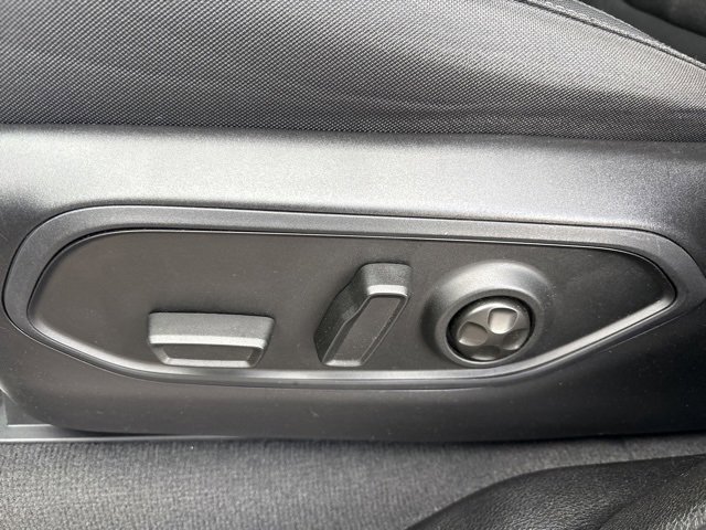 Used 2023 Jeep Grand Cherokee L Laredo w/ Luxury Tech Group I image 23