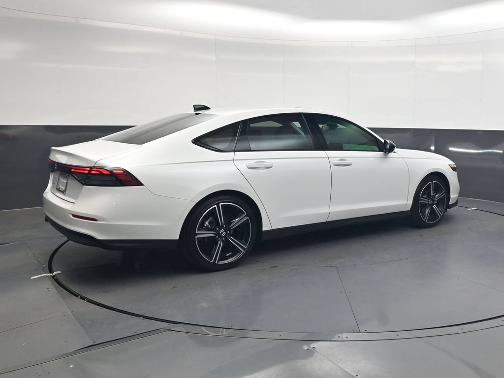 Certified 2026 Honda Accord SE image 4