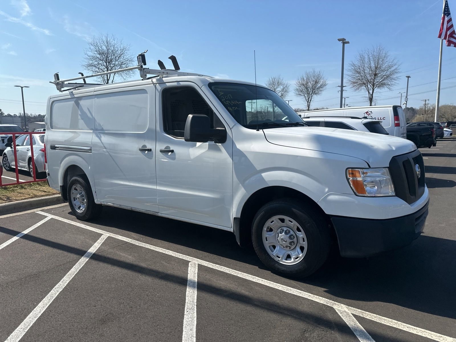 Used 2017 Nissan NV 2500 SV image 7