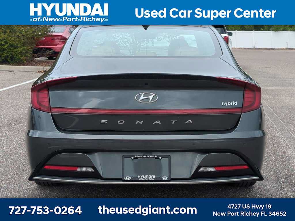 Used 2023 Hyundai Sonata Limited w/ Cargo Package FWD image 4