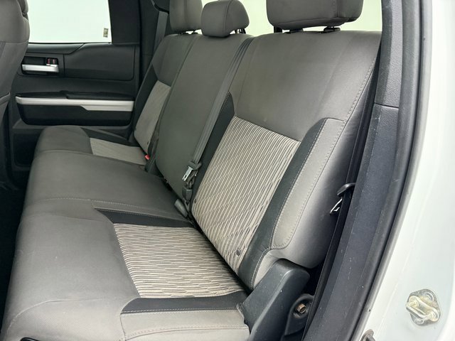 Used 2015 Toyota Tundra SR5 w/ SR5 Upgrade Package image 34