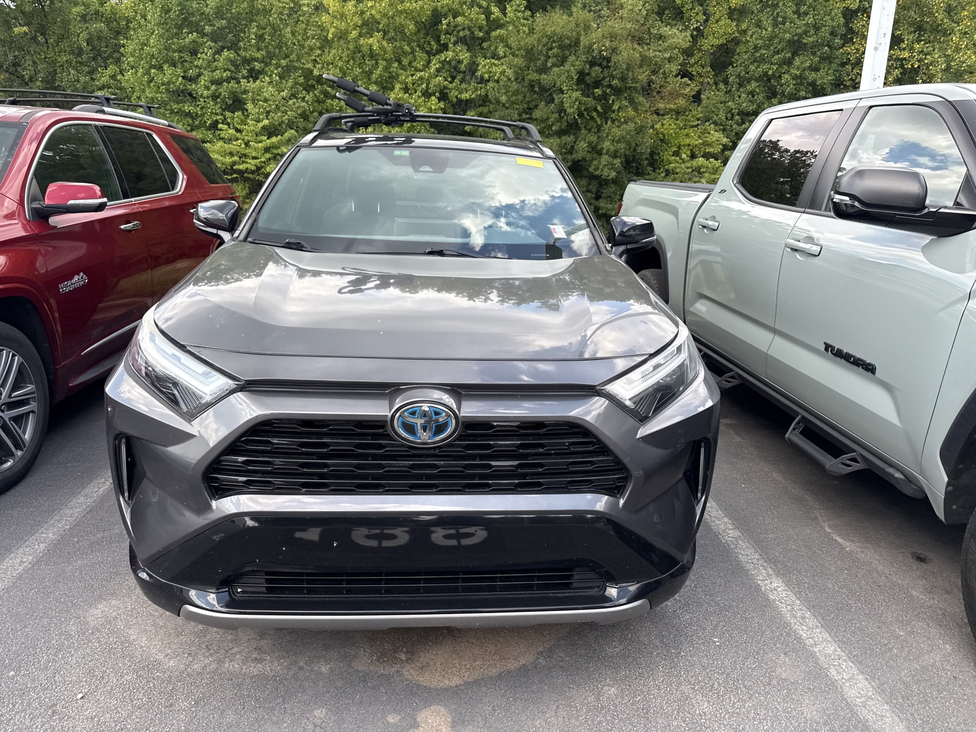 Used 2022 Toyota RAV4 XSE AWD/4WD image 38