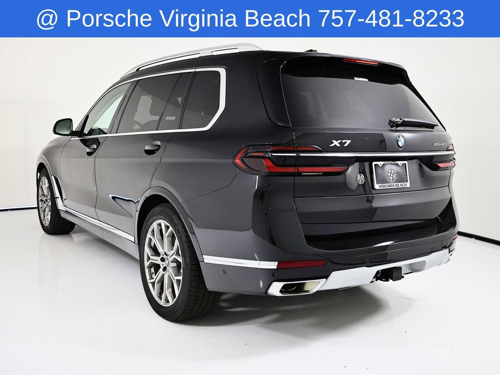 Used 2025 BMW X7 xDrive40i w/ Premium Package AWD/4WD image 3