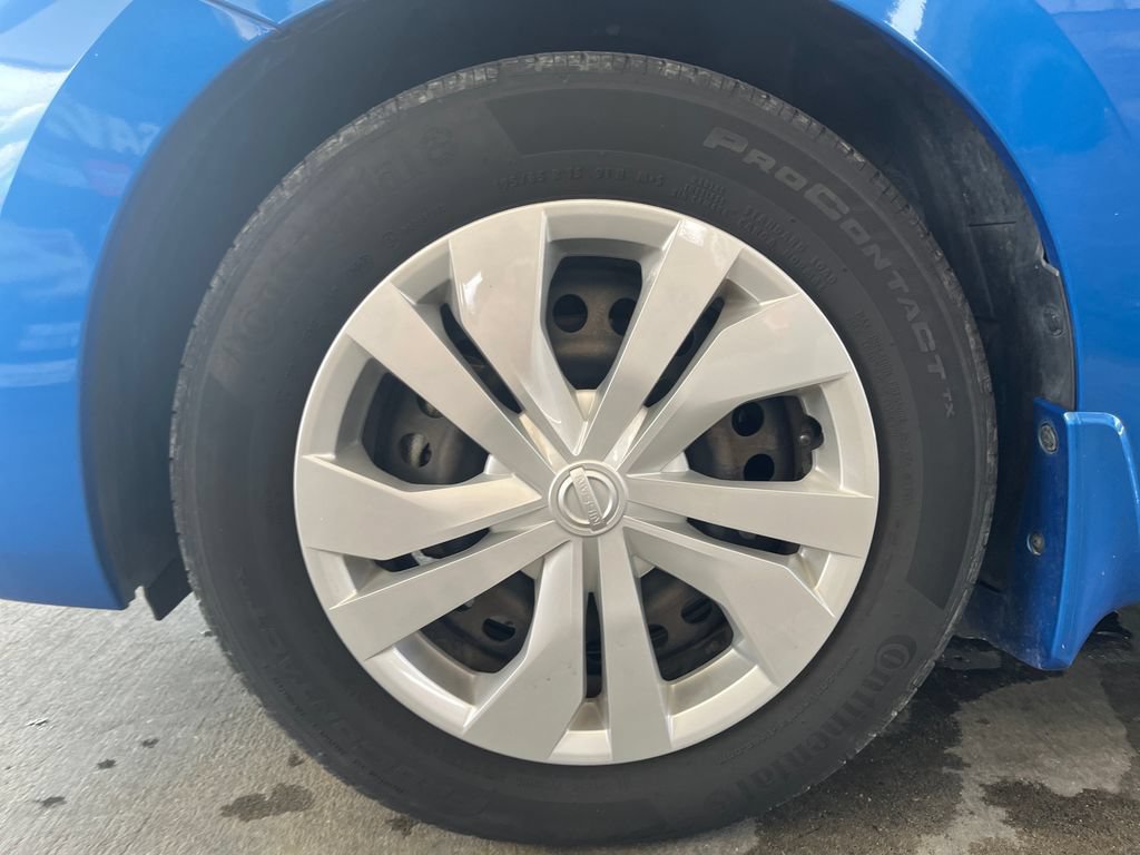 Certified 2023 Nissan Versa S w/ Trunk Package FWD image 27