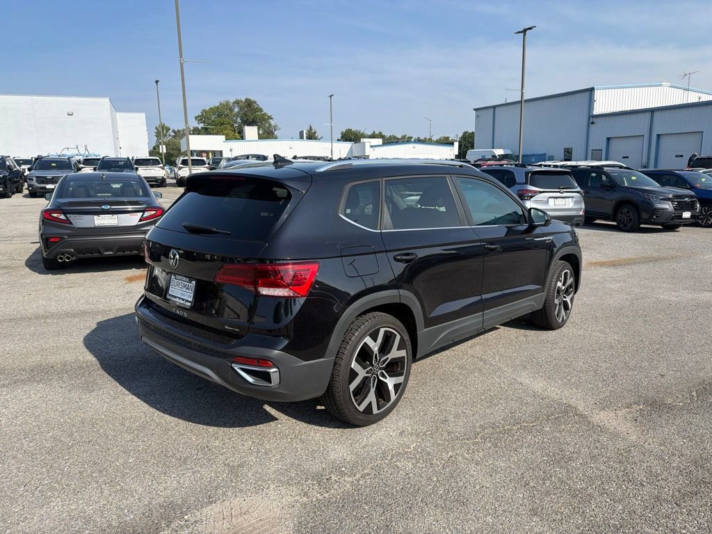 Used 2023 Volkswagen Taos SEL AWD/4WD image 3