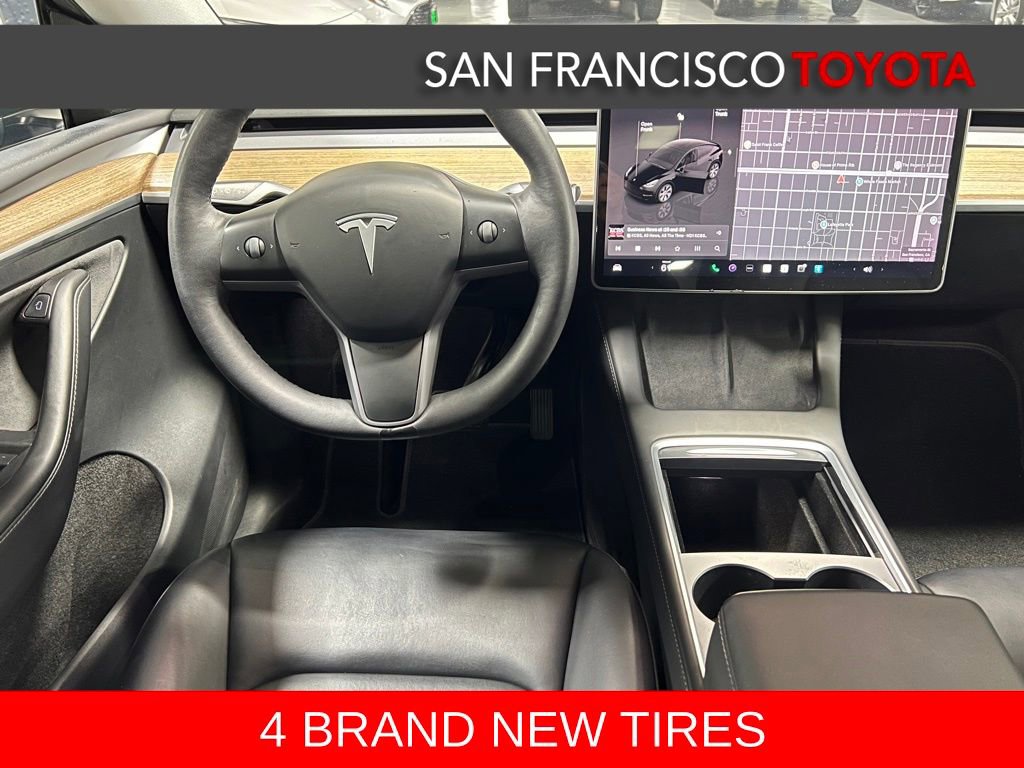 Used 2024 Tesla Model Y Long Range AWD/4WD image 27