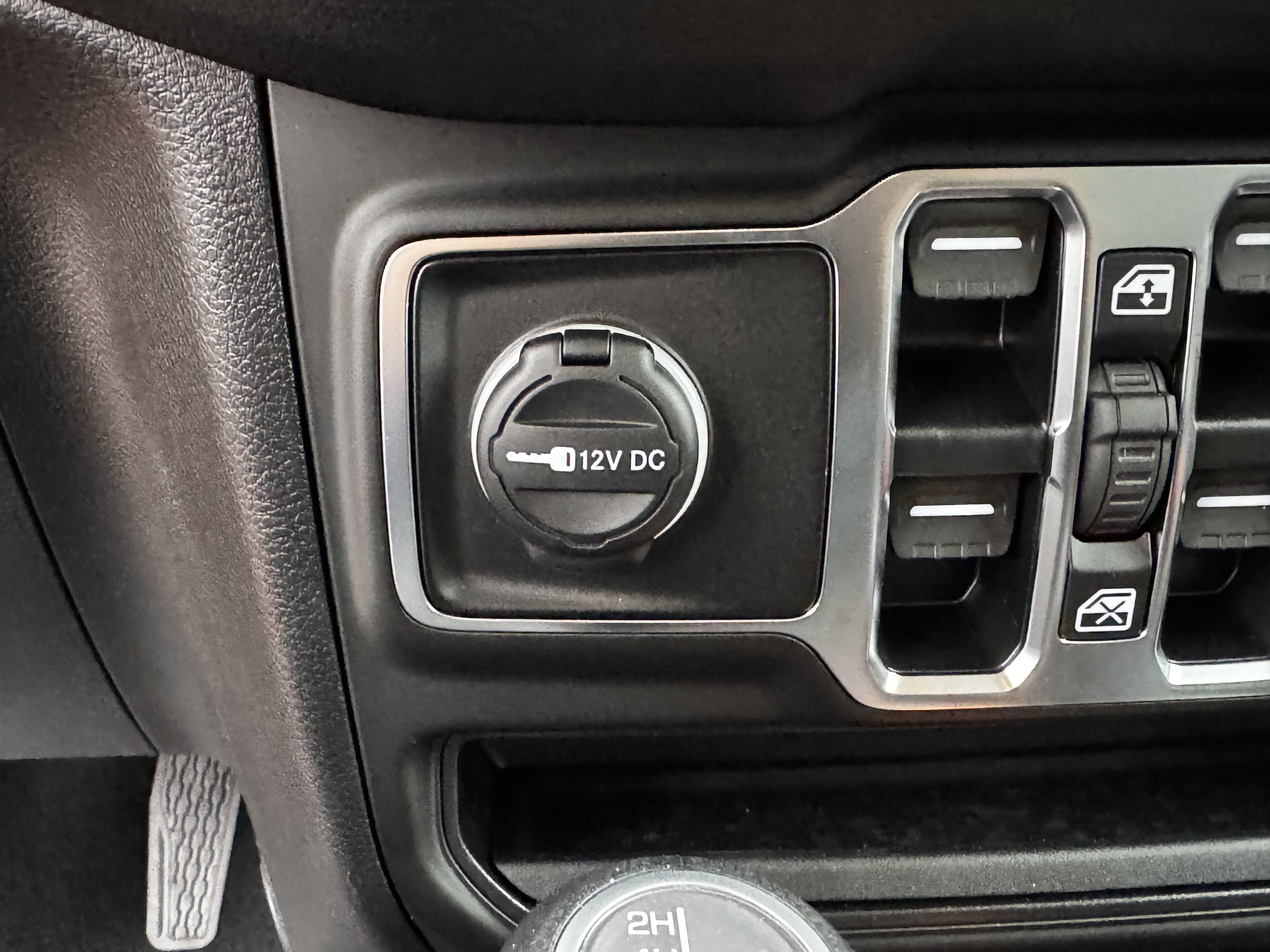 New 2025 Jeep Wrangler Sport S image 25