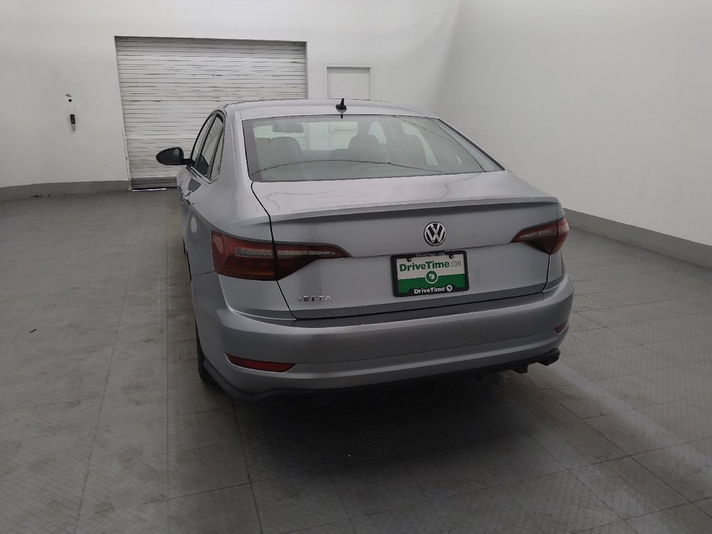 Used 2019 Volkswagen Jetta SE w/ Cold Weather Package FWD image 5