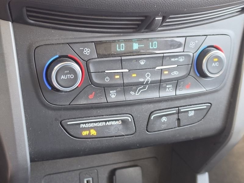 Used 2017 Ford Escape SE w/ SE Leather Comfort Package FWD image 23