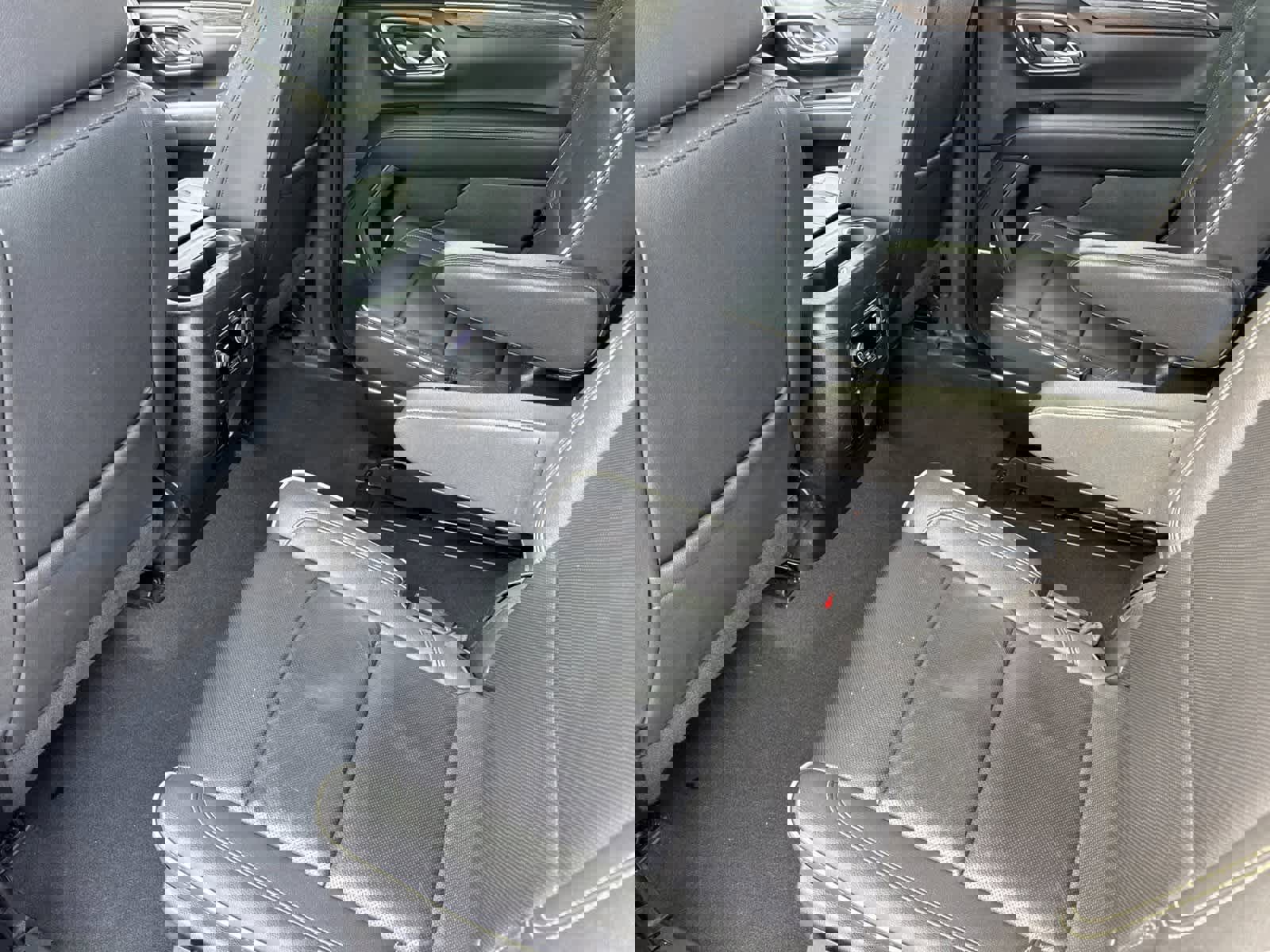 Used 2024 Chevrolet Tahoe Premier image 4