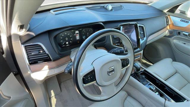 Used 2016 Volvo XC90 T6 Inscription w/ Vision Package image 10