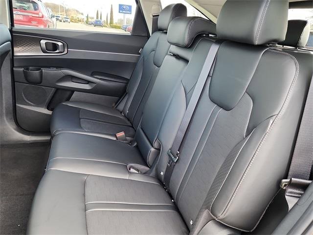 New 2026 Kia Sorento S w/ S Panoramic Sunroof Package image 16