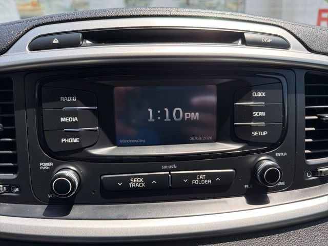 Used 2016 Kia Sorento AWD image 13