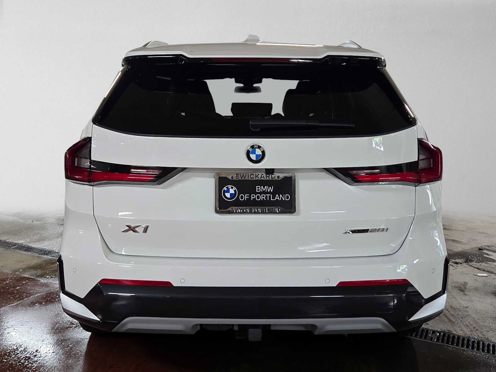 Used 2026 BMW X1 xDrive28i w/ Technology Package AWD/4WD image 5