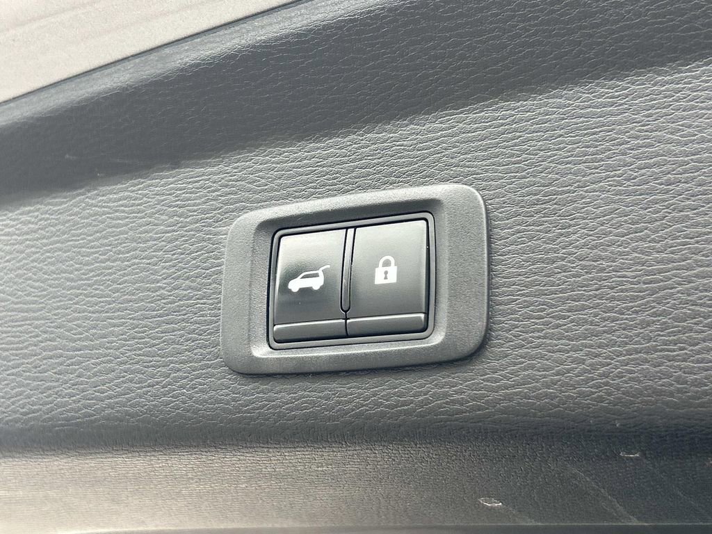 Used 2022 Mitsubishi Outlander SE FWD image 14
