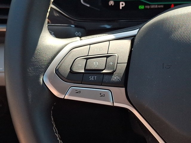 Certified 2023 Volkswagen Taos SEL AWD/4WD image 27