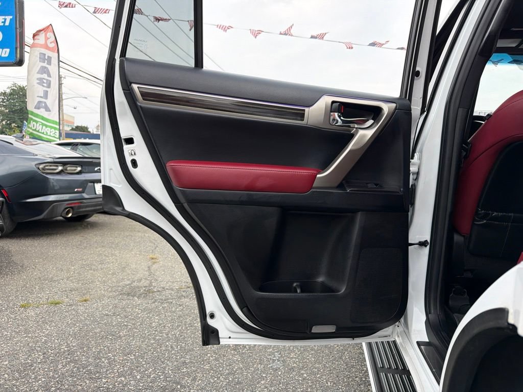 Used 2021 Lexus GX 460 Premium w/ Premium Package AWD/4WD image 28