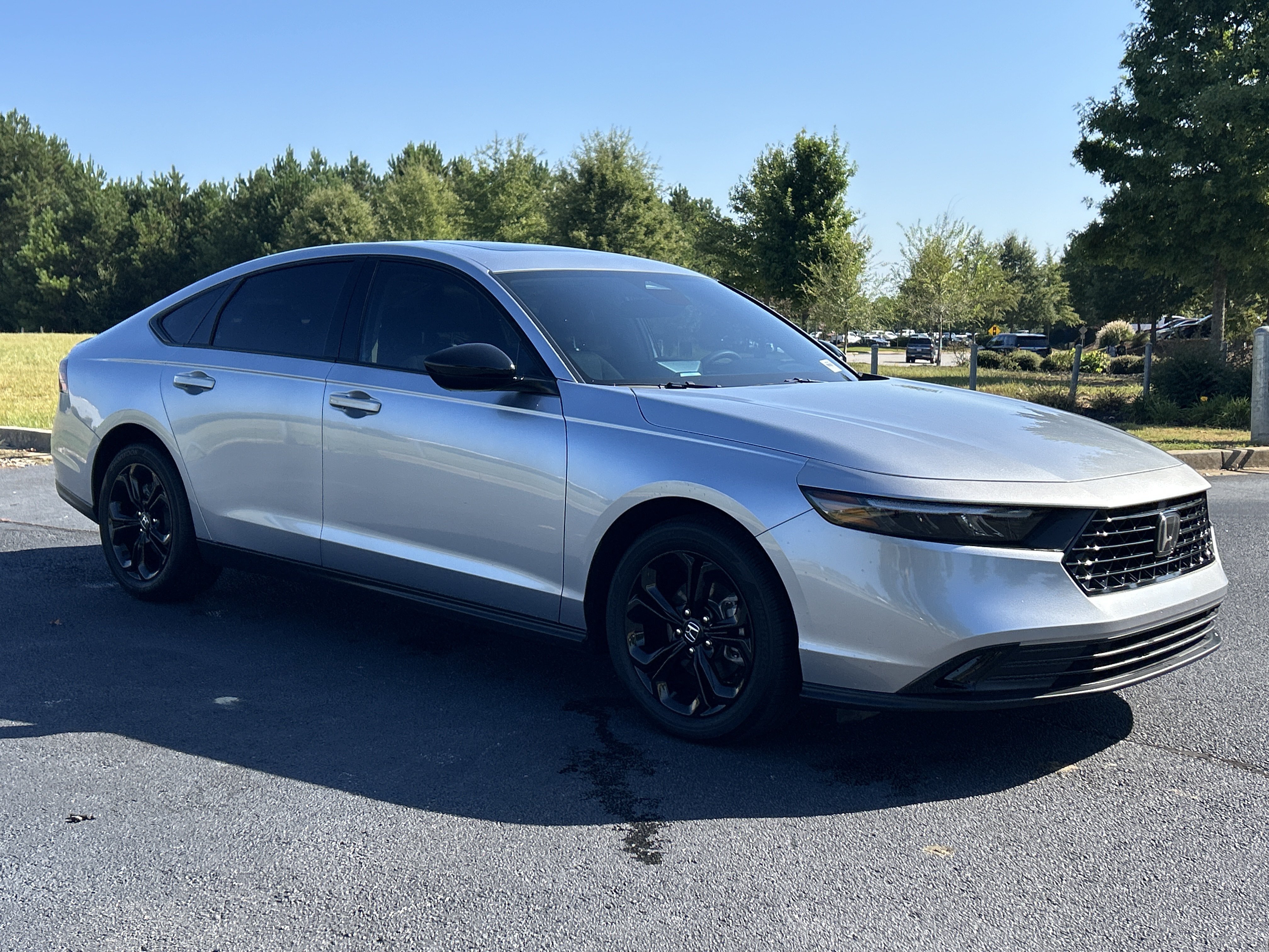 Used 2025 Honda Accord SE image 2