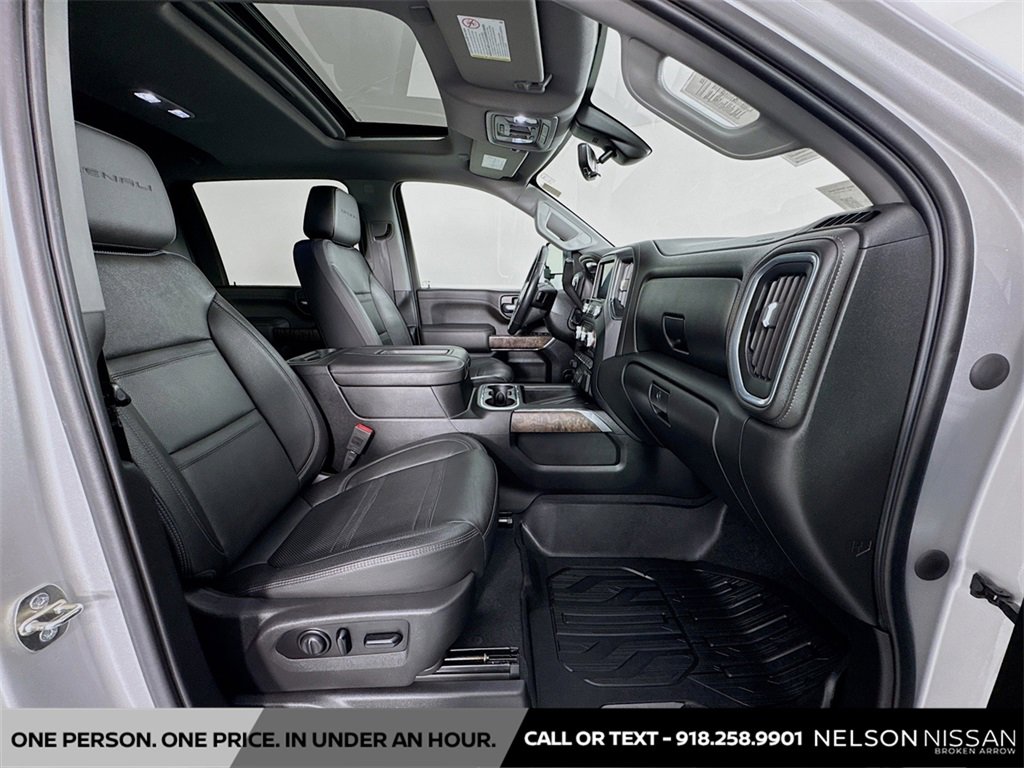 Used 2020 GMC Sierra 3500 Denali w/ Denali Ultimate Package image 30