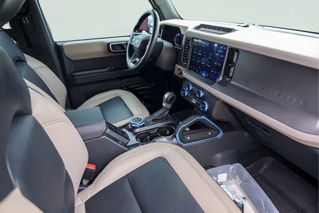 Used 2024 Ford Bronco Wildtrak AWD/4WD image 31