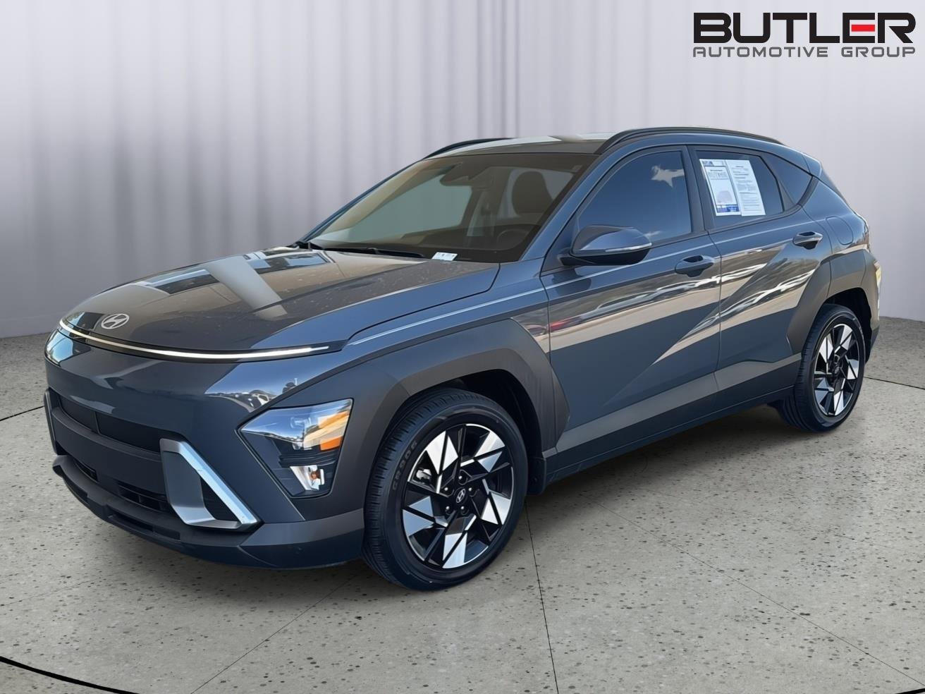 Used 2024 Hyundai Kona SEL w/ Convenience Package image 2