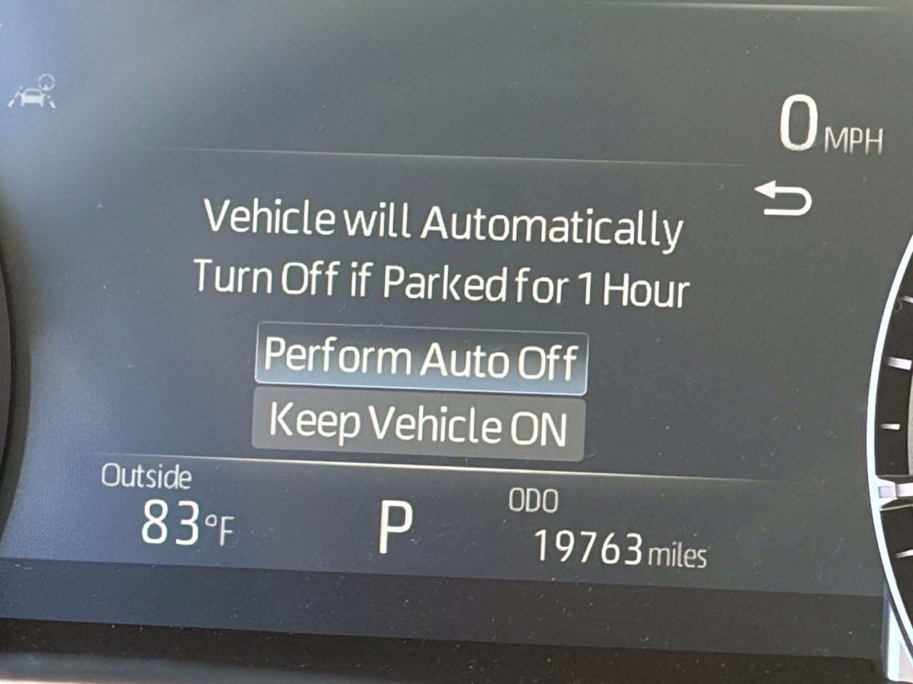 Used 2025 Toyota Highlander XLE FWD image 14