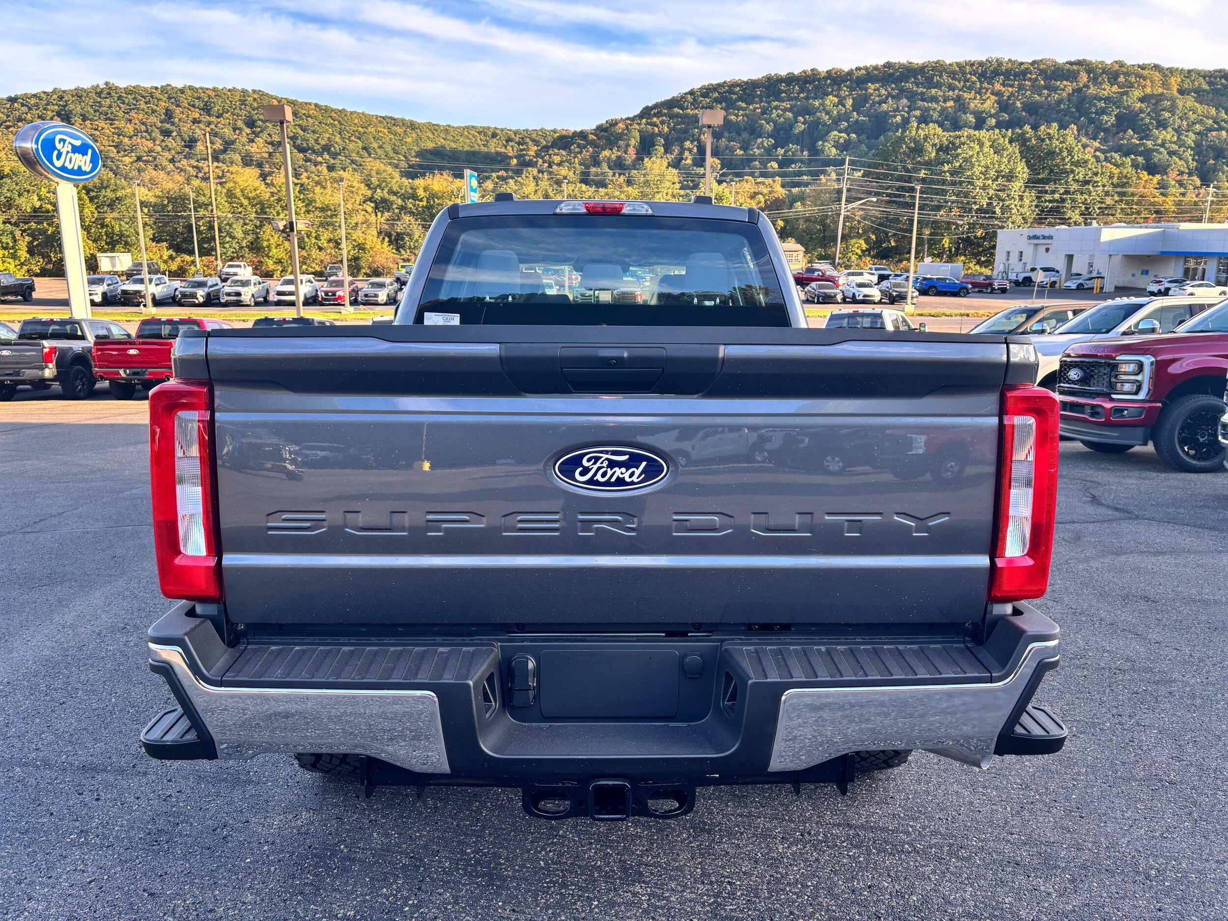 New 2027 Ford F250 XL w/ XL Off-Road 33" Tire Package AWD/4WD image 6