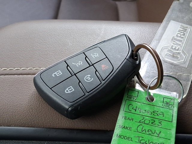 Used 2023 Chevrolet Tahoe High Country image 5