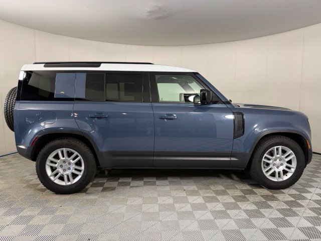 Used 2024 Land Rover Defender 110 S AWD/4WD image 9