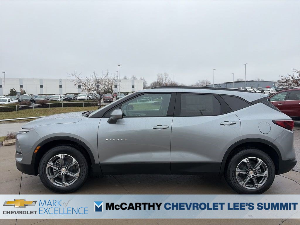 New 2026 Chevrolet Blazer LT w/ Convenience Package AWD/4WD image 5