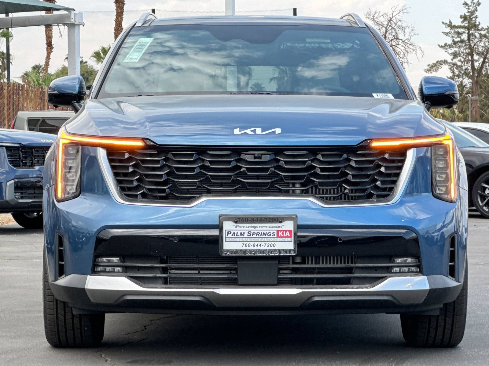 Certified 2025 Kia Sorento SX Prestige AWD/4WD image 8
