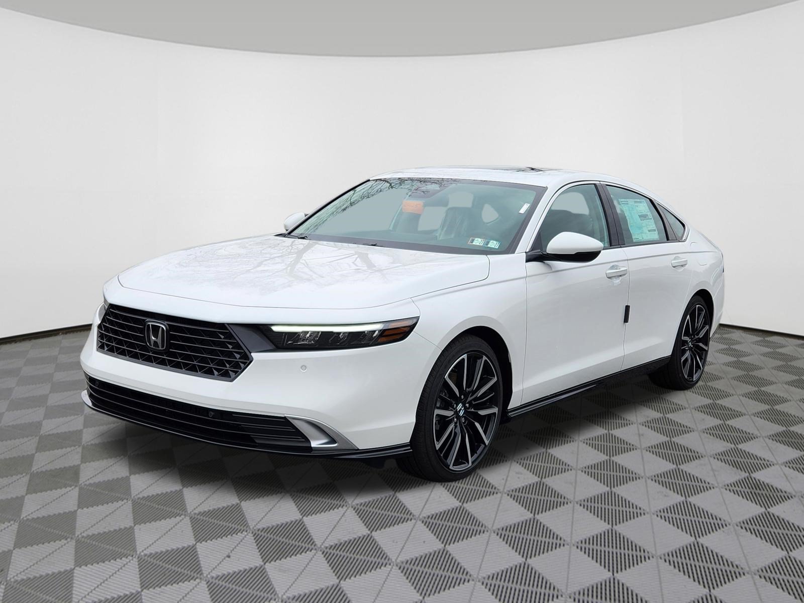 New 2026 Honda Accord Touring image 2