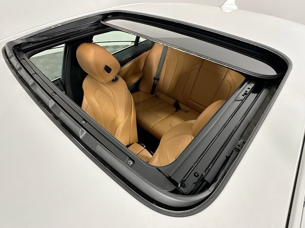 Certified 2023 BMW 530i w/ Convenience Package RWD image 22