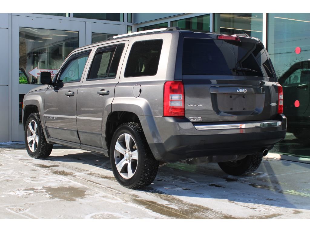 Used 2016 Jeep Patriot High Altitude image 3
