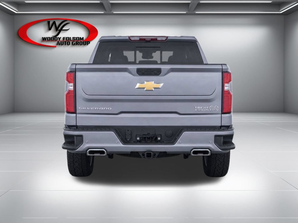 Used 2025 Chevrolet Silverado 1500 High Country w/ High Country Premium Package AWD/4WD image 7
