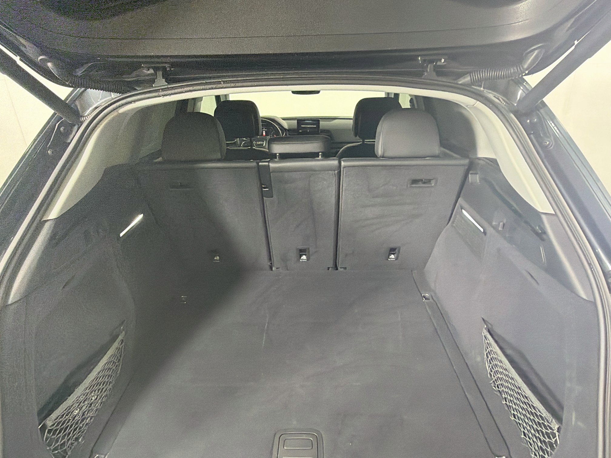 Used 2019 Audi Q5 2.0T Premium w/ Convenience Package AWD/4WD image 28